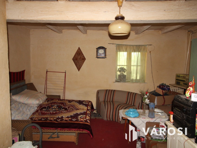 Tanya a város szélén