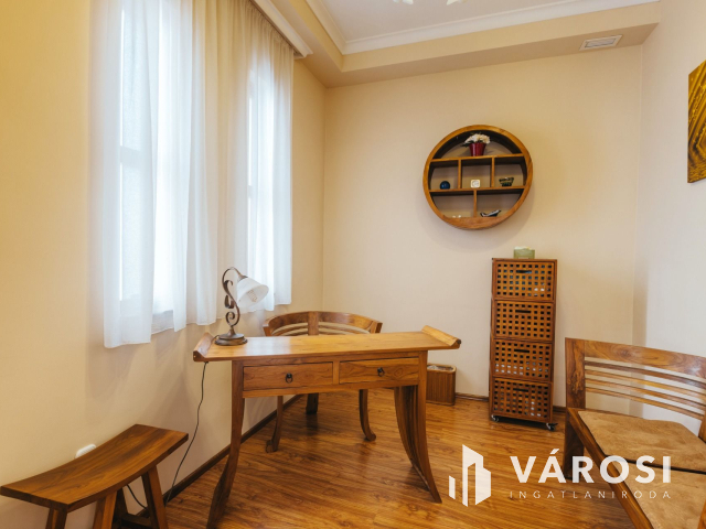 Orvosi komplexumnak is kiváló ingatlan eladó a belvárosban