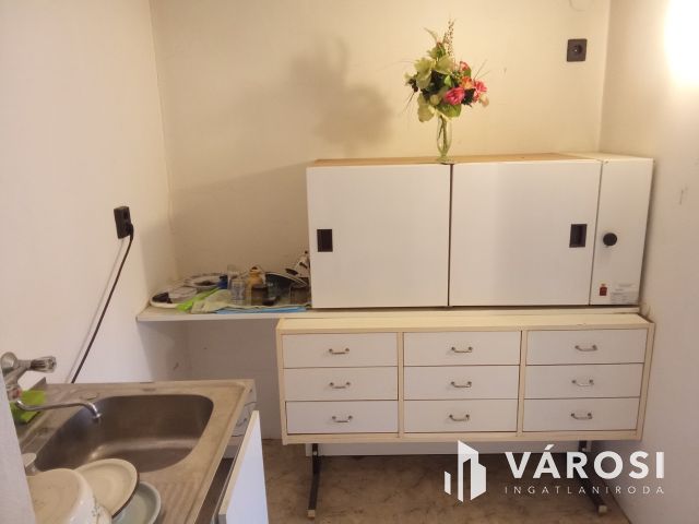 2 lakás együtt, Sárvár belvárosában