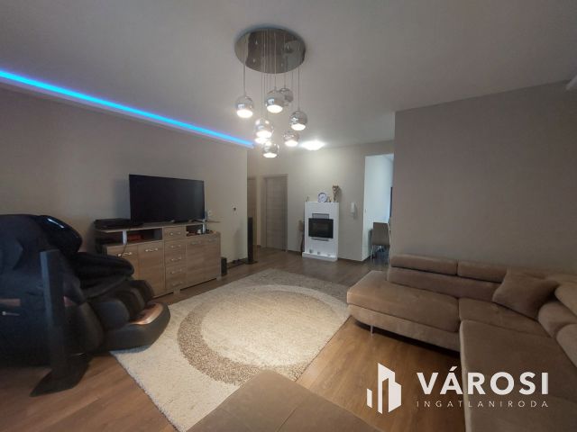 Szuper jó áron, szuper jó lakás eladó!