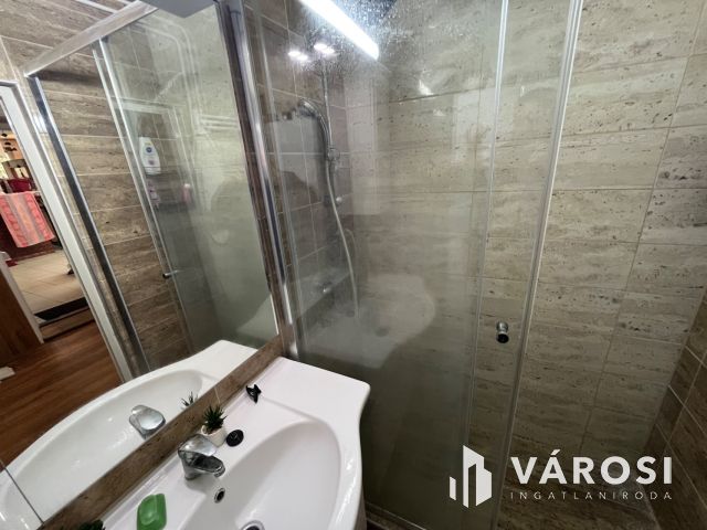 Debrecen, társasház építésére alkalmas ingatlan eladó!