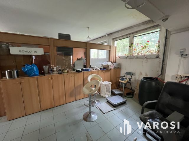 Debrecen, társasház építésére alkalmas ingatlan eladó!