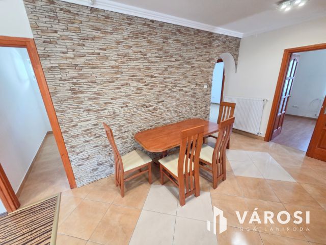 Mediterrán hangulatú ház Tökölön