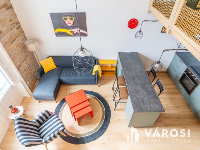 Kétlakásos kulcsrakész befektetés Reök-palotával szemben!