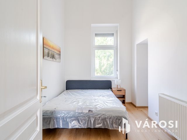 Kétlakásos kulcsrakész befektetés Reök-palotával szemben!