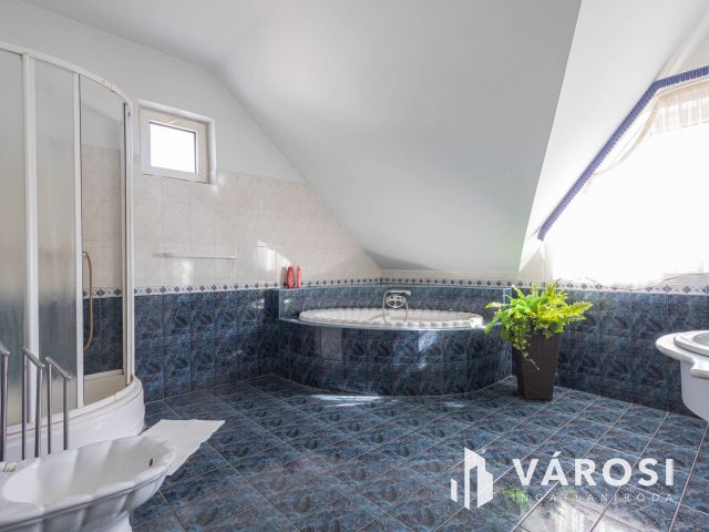 Ez az otthon nem csupán egy ház - igazi családi fészek.