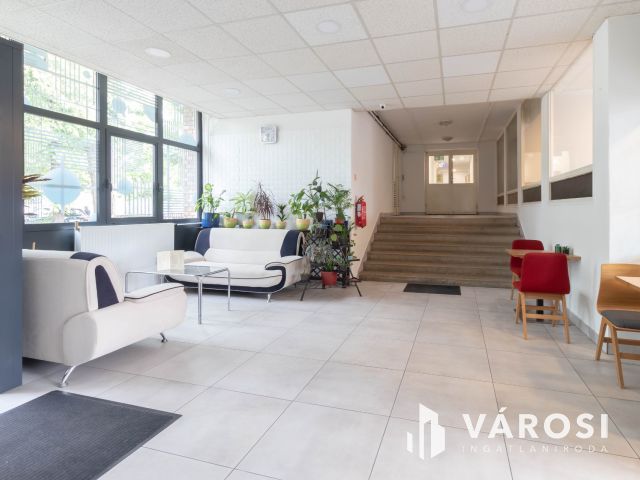 64 m2-es, három helyiséges iroda Fáy utcai irodaépületben