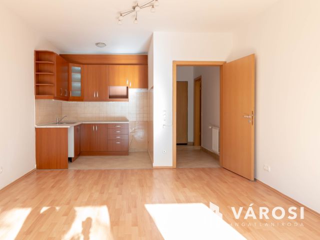 37 m2-es kiváló állapotú iroda Pesterzsébet központjában