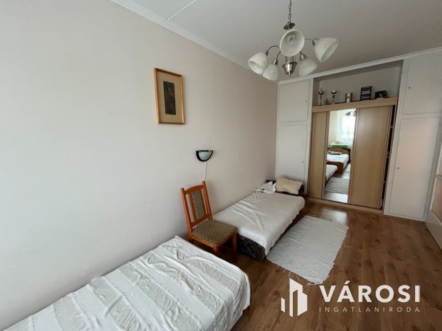 Debrecen Tócóskerti 3 Szobás Jó Lakás Jó Helyen!