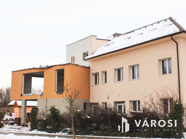 Újépítésű lakás a Mórahalmi Gyógyfürdő mellett -1