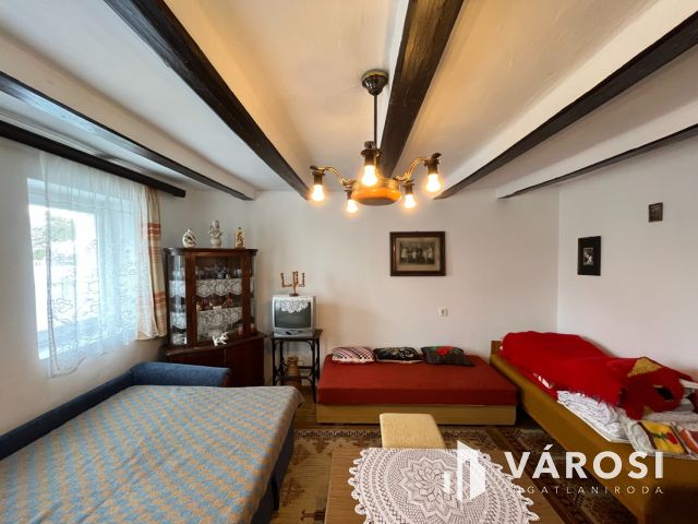 Figyelem! Tiszafüreden Nagyon Szép Parasztház Eladó!