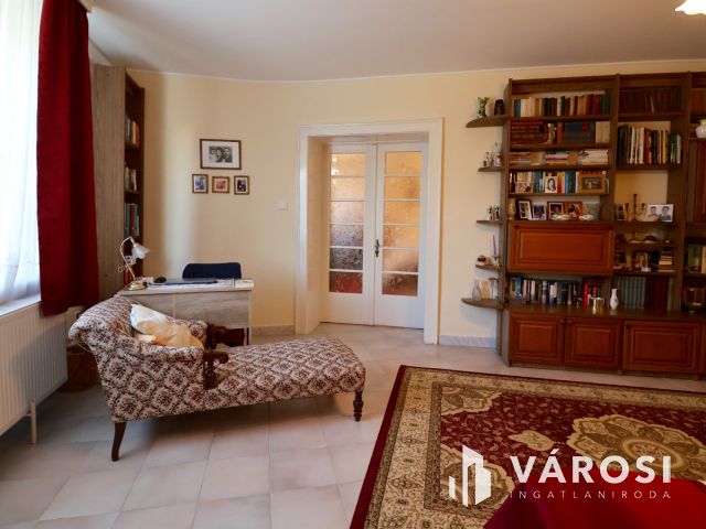 Belvárosi családi ház