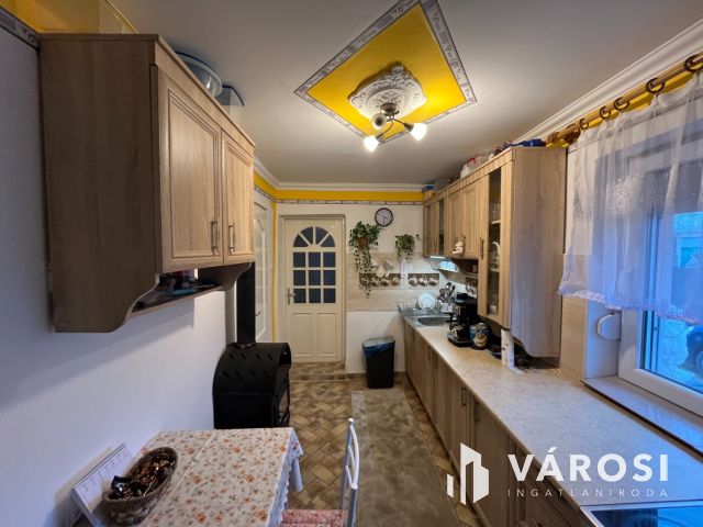 Debreceni Csinos 2 szobás Ház, Filagóriával, Tárolókkal!