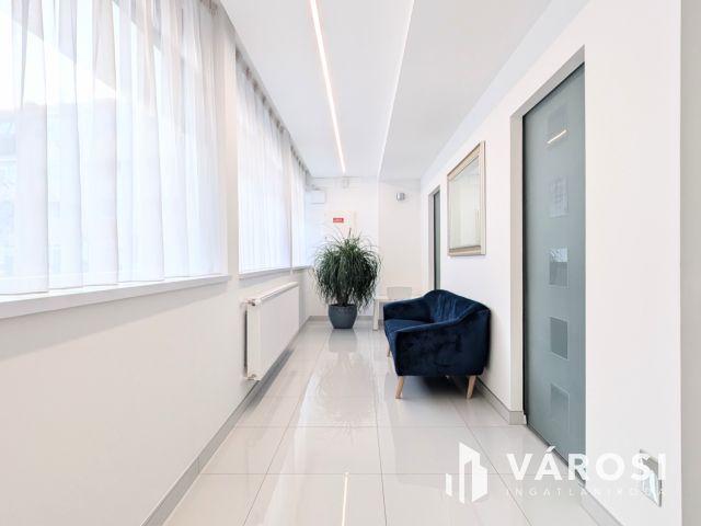 Abszolút belvárosi szépségszalon-üzlethelyiség