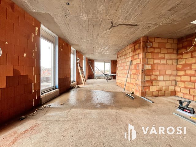 Modern új építésű lakás a Postakert szívében