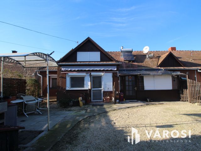 Két generációs ház Tokorcson