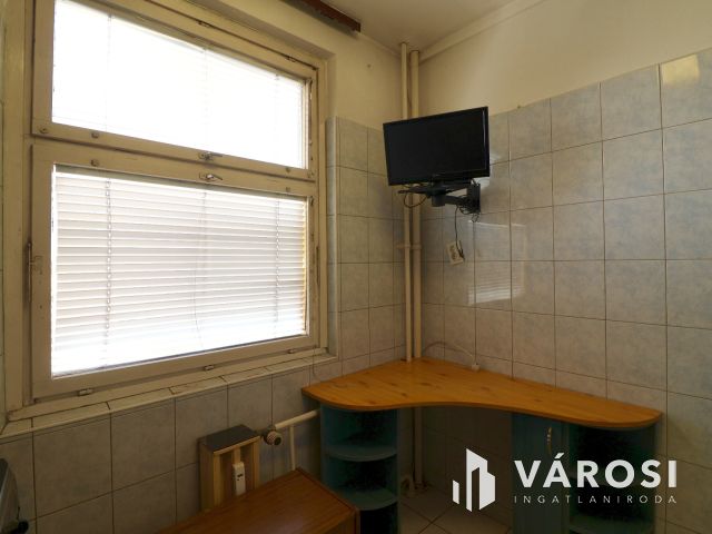 Eladó panellakás a Kistópart utca elején