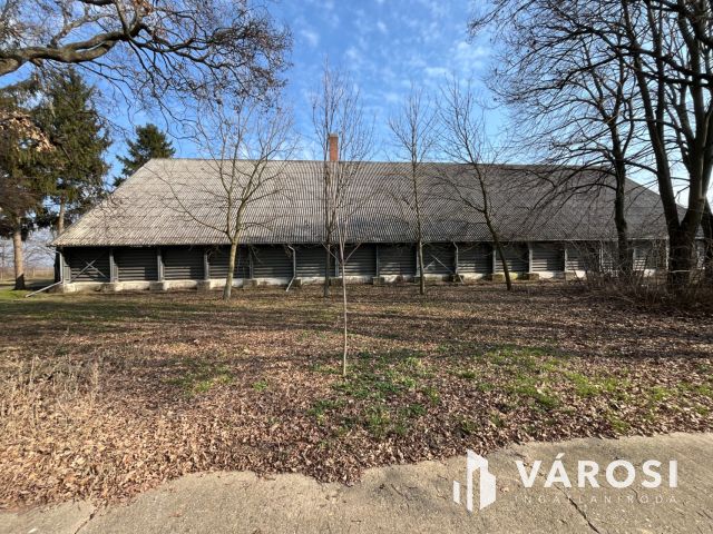 Rendkívül Jó Helyen, Debreceni Telephely Csarnokokkal!!!