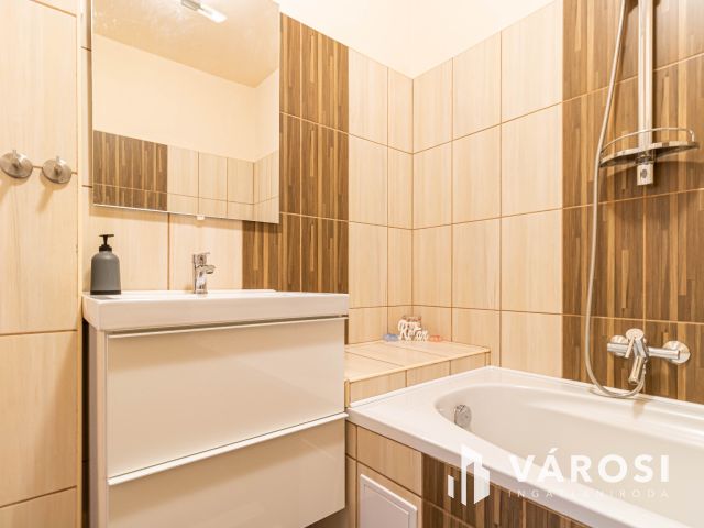 Modern 3+nappalis sorház Gyula Paradicsom városrészében