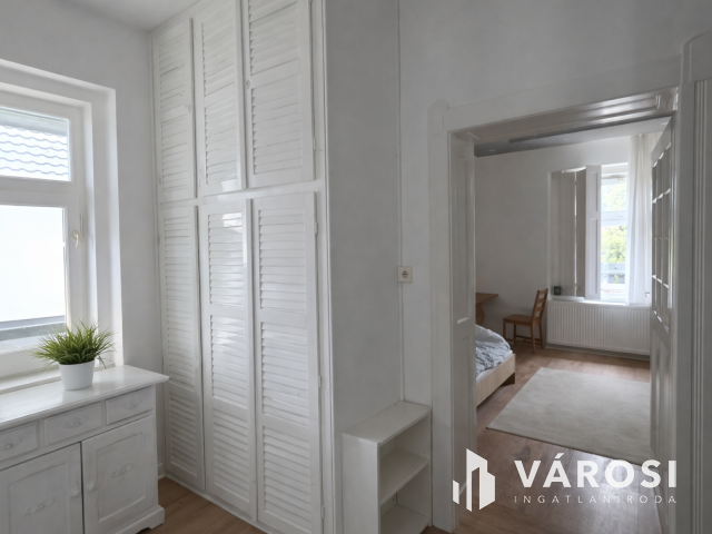 Tágas családi ház, dolgozói szállásnak-Debrecen Nagyerdőalja