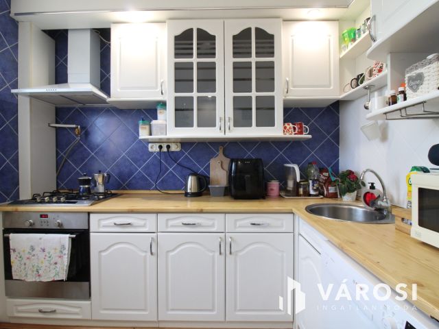 3 szobás panel lakás a belvárosban