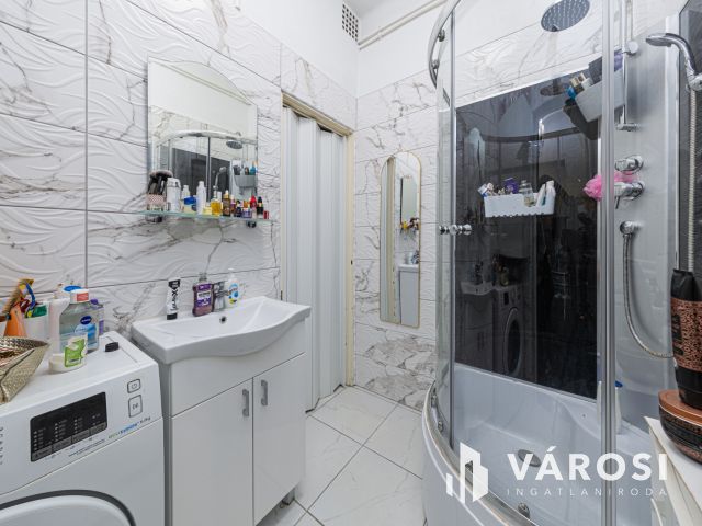 Sarki telek, vagy családi ház