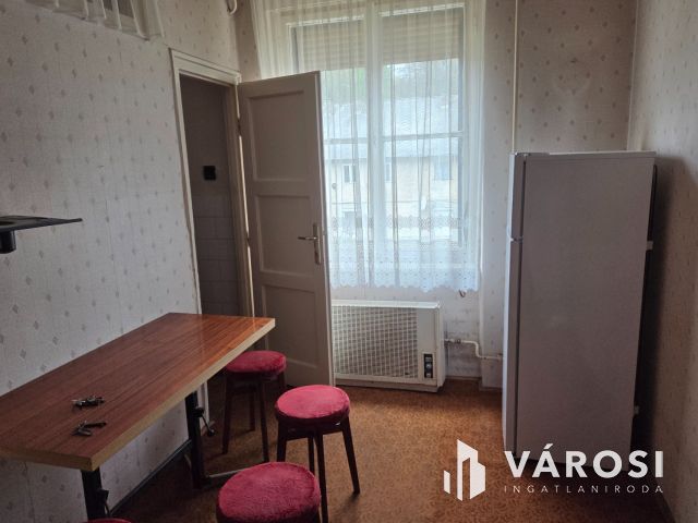 Háromszobás lakás a városközpontnál