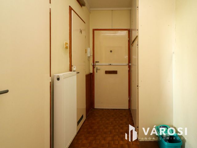 Eladó 55 m²-es, napfényes, erkélyes panel lakás Békésen