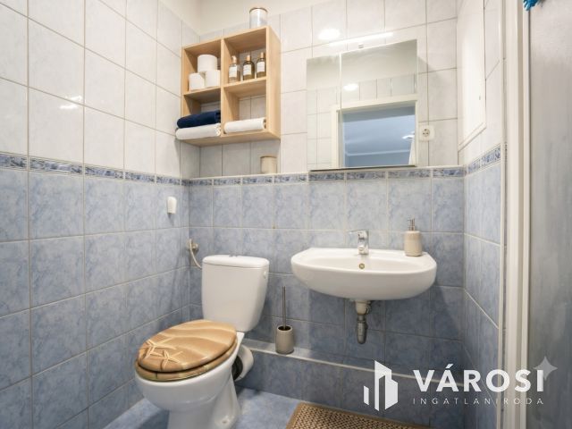 Tégla garzonlakás a Marcal II-n