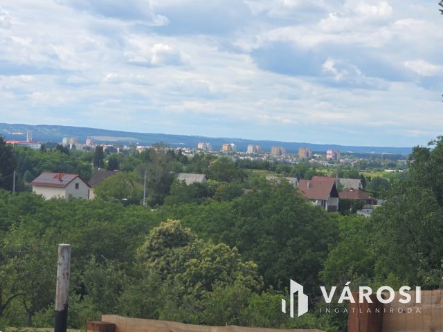 Örökpanorámás telek eladó Látóhegyen