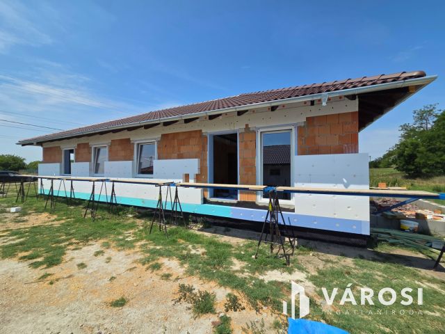 Újépítésű családi ház Szigetcsépen