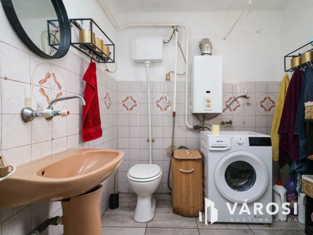 Hangulatos családi ház Újkígyóson, nagy kerttel