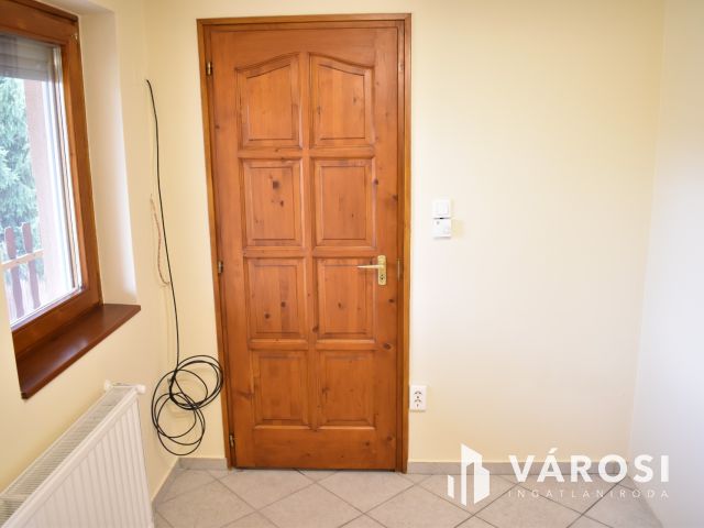 KIADÓ 64 M²-ES, KÉTSZINTES LAKÁS GYULA BELVÁROSÁBAN!